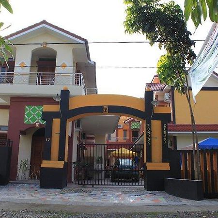 Pondok Cemara Medan Exterior photo