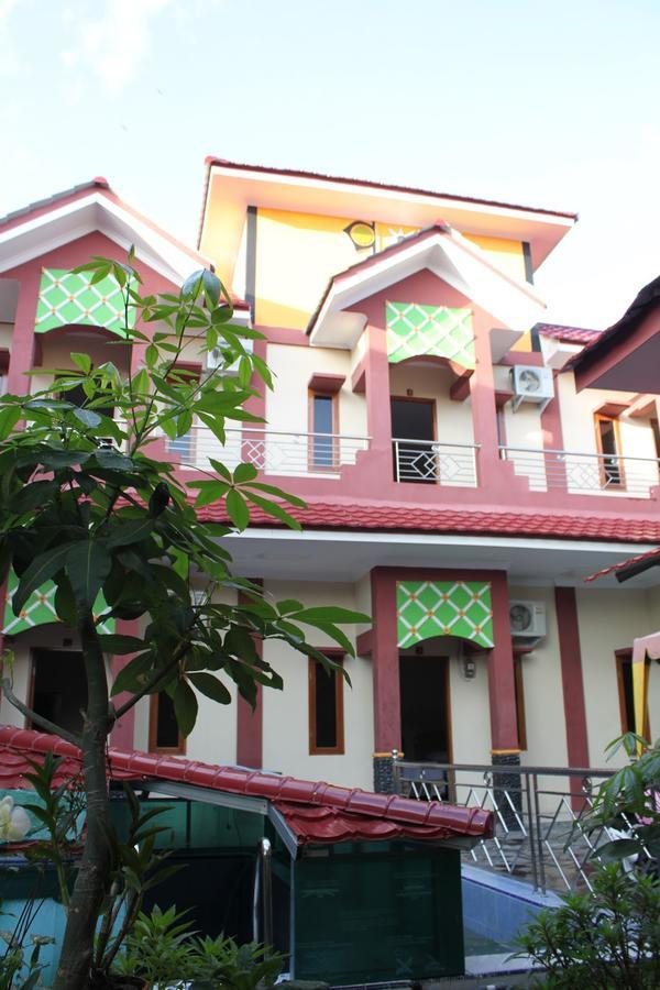Pondok Cemara Medan Exterior photo