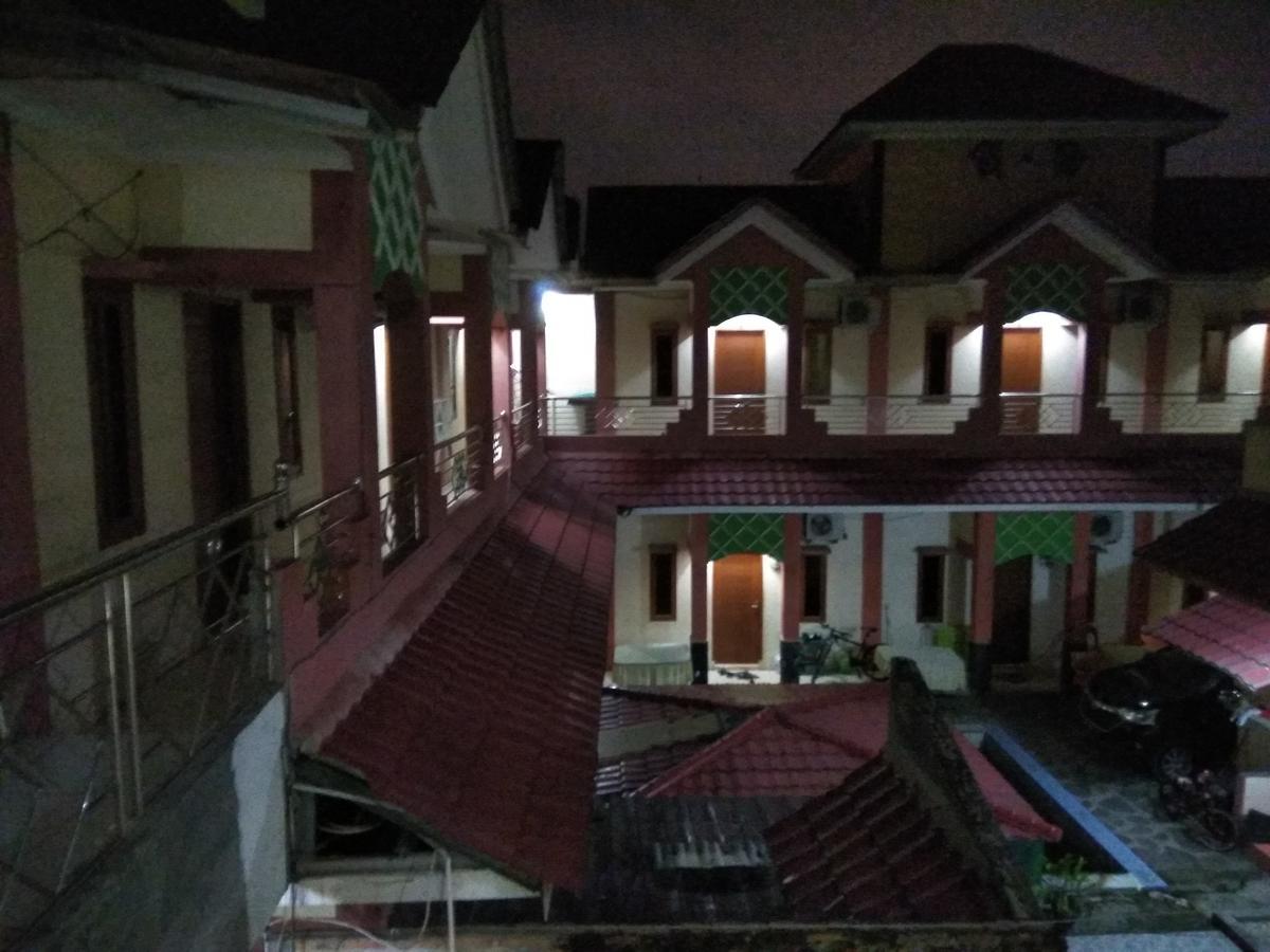 Pondok Cemara Medan Exterior photo