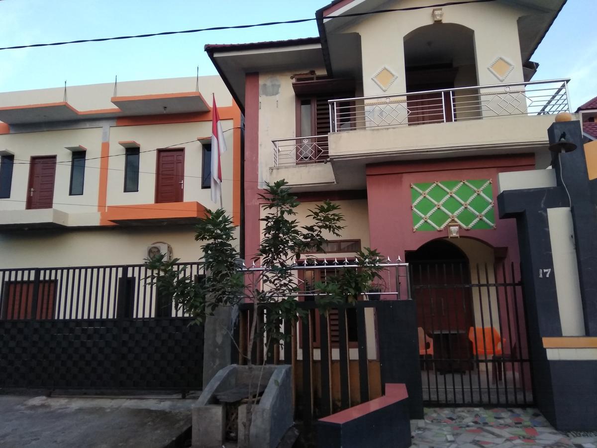 Pondok Cemara Medan Exterior photo
